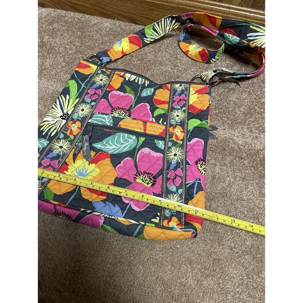 Vera Bradley Women's Bloom Floral Hipster Crossbody Bag Purse Pocket Boom New